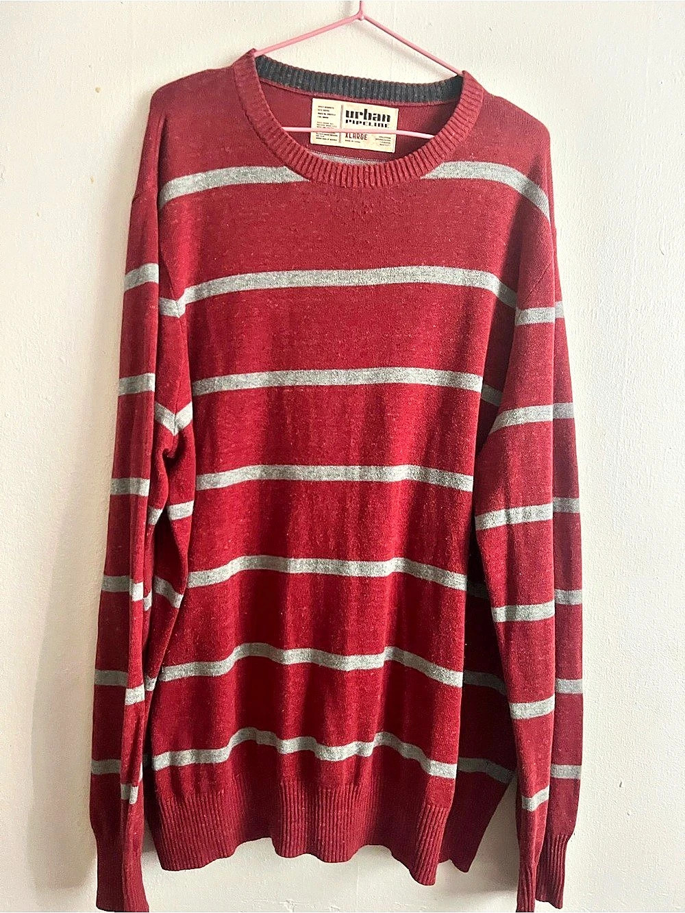 Inisfree Striped Crewneck Sweater in Red & Gray Size Medium